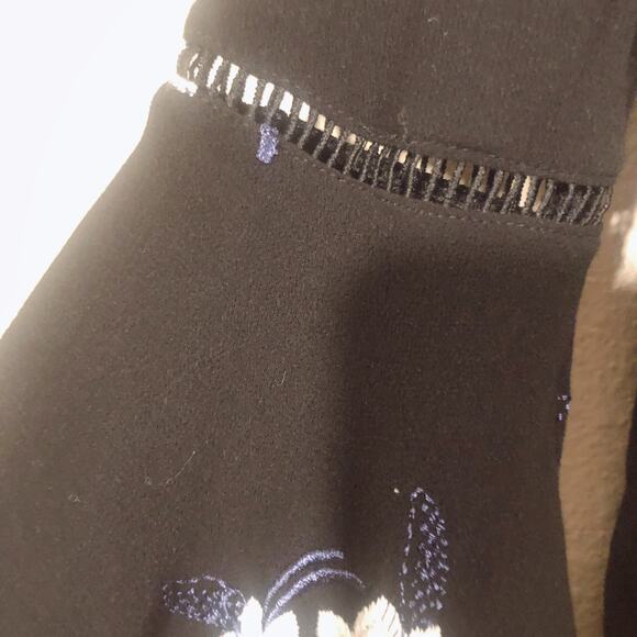 Nordstrom Sun & Shadow Floral Bell Long Sleeve Black Goth Boho Blouse Top - Picture 3 of 7